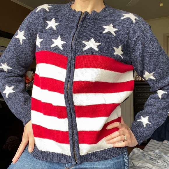 Tiara International Sweaters - Tiara International women’s medium cardigan sweater